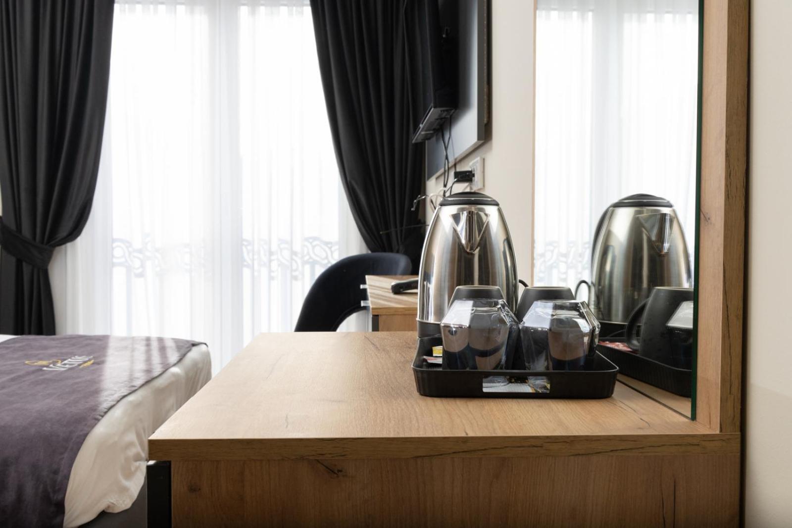 Vetus Hotel 普里什蒂纳 外观 照片