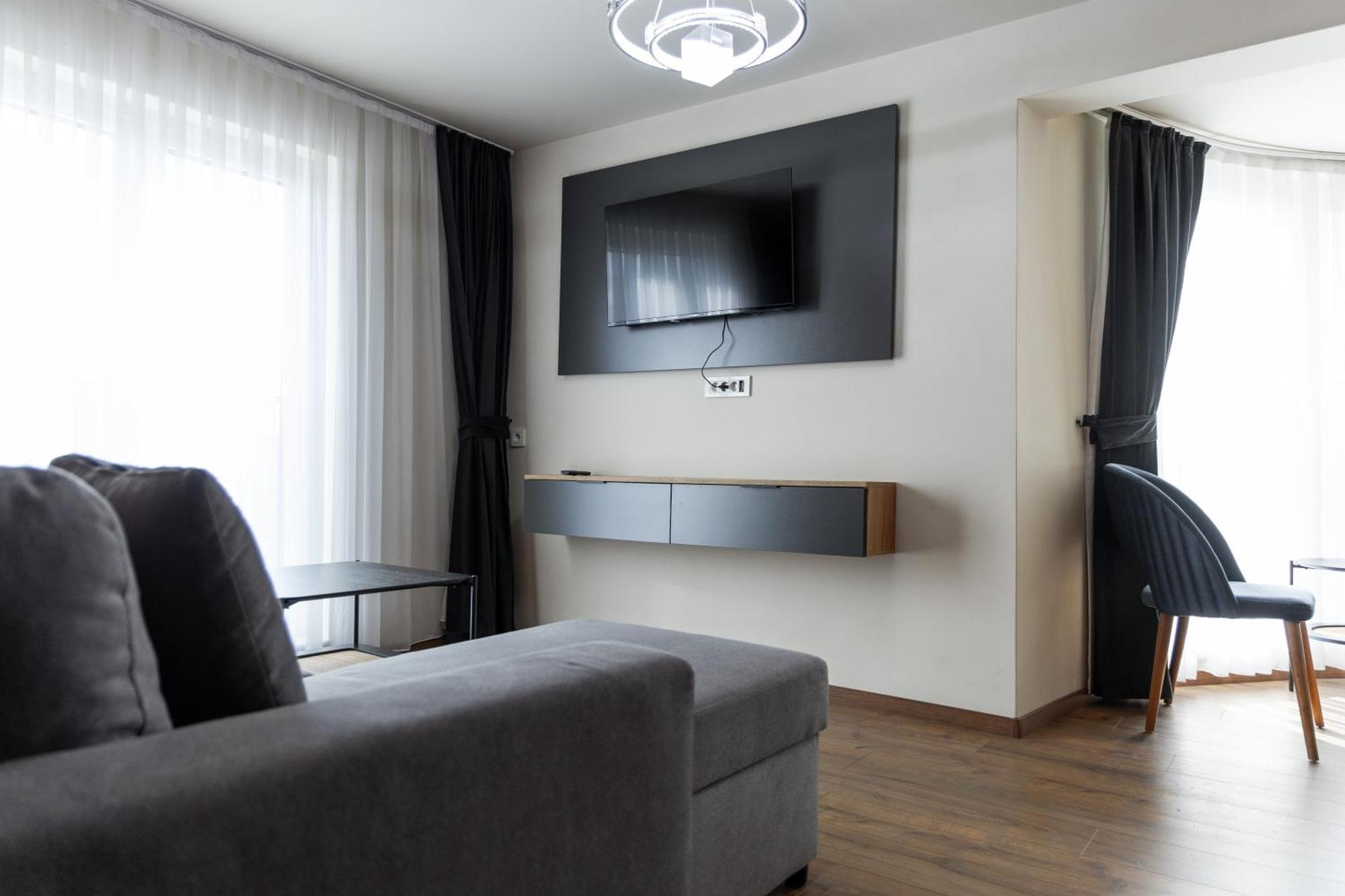 Vetus Hotel 普里什蒂纳 外观 照片